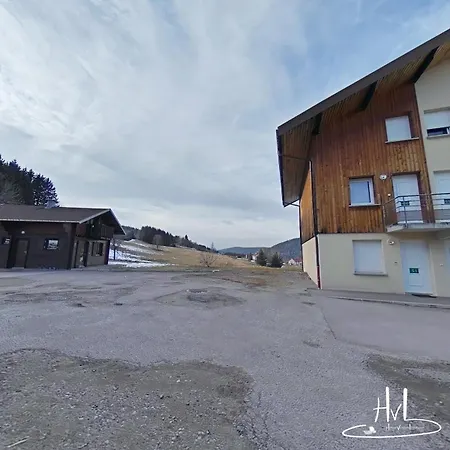 Du Poli, Proche Pistes Σαλέ *